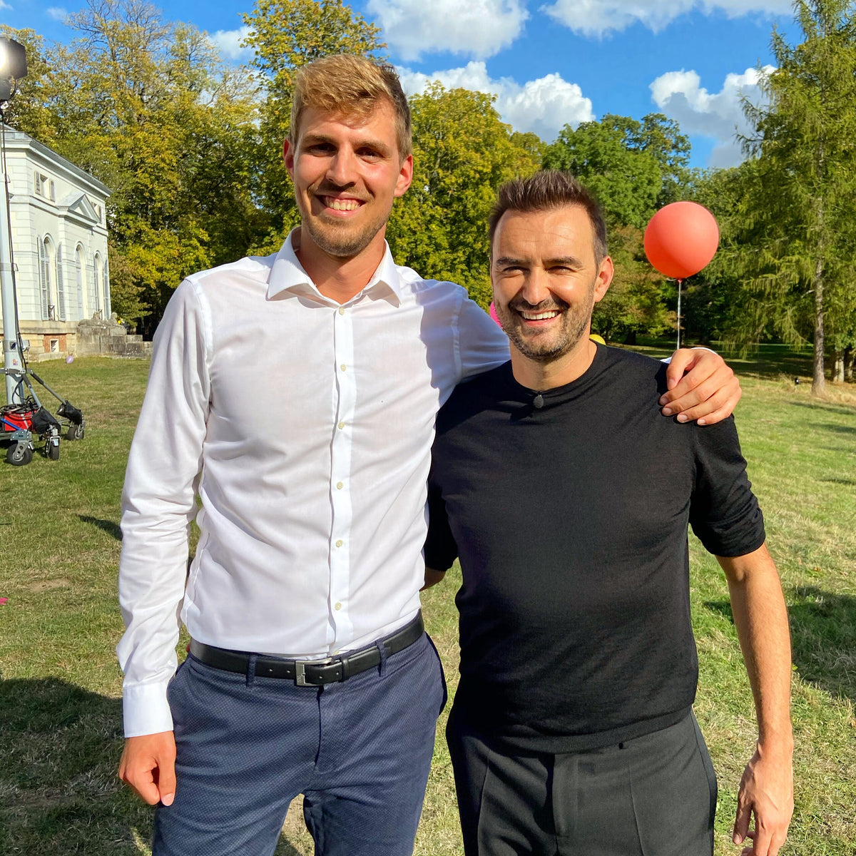 Edouard Henry et Cyril Lignac sur le tournage du Meilleur Pâtissier, 2020